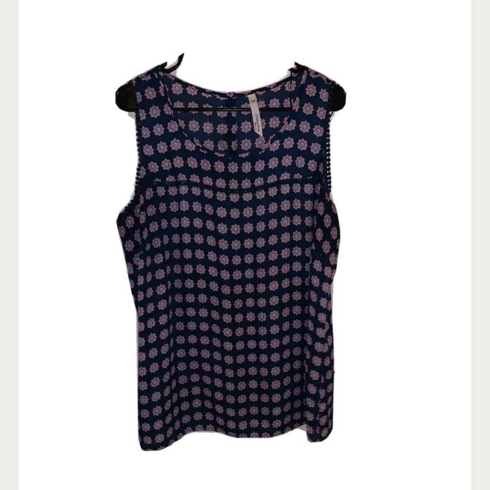 Plus size 1x tank with crochet detail blue